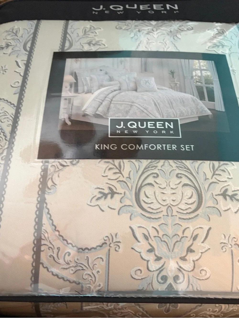 J. Queen New York king set
